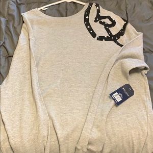 Jong John Rocca wear shirt